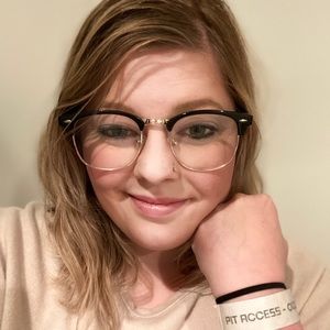 Meet your Posher, Kimberly